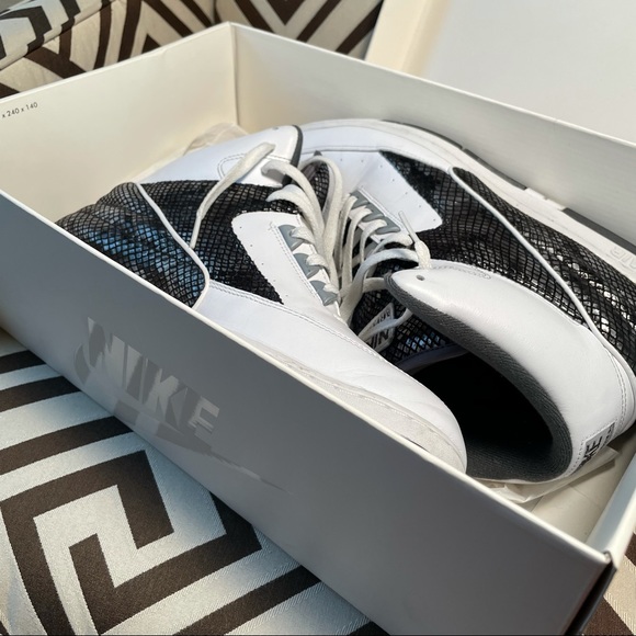 Nike Air Python LUX SP - Picture 9 of 10